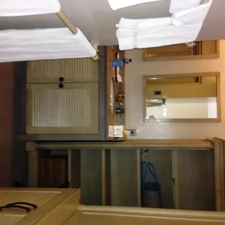 Linaw Beach Resort Bohol Room photo